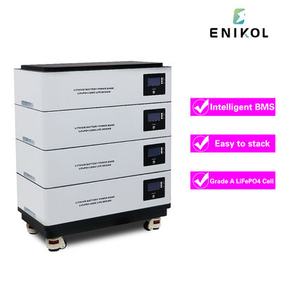 Stockage d'énergie Famille Cellule lithium fer phosphate 51.2V 100Ah Batterie solaire au lithium 48V
