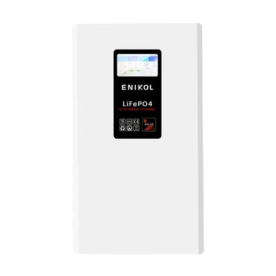 Stockage d'énergie solaire au foyer au lithium 51.2V 300Ah Pièces LiFePo4 montées sur le mur avec BMS intégré